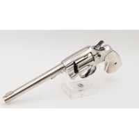 Armes de Poing REVOLVER COLT MODELE 1889 NAVY CALIBRE 38 LONG COLT FINITION LUXE NICKEL ET NACRE 1891 - USA XIXè {PRODUCT_REFERE