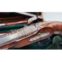 Armes de Poing CASSETTE NECESSAIRE DE DUEL PAIRE PISTOLETS PAR BOURDON A ETAMPES  1845 / 1855 - FRANCE XIXè {PRODUCT_REFERENCE} 