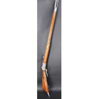 Armes d'Épaule CARABINE DE TIR SUISSE HENRY RYCHNER - BOIS LUXE  SYSTEME MARTINI CALIBRE 10.4MM CENTRALE - CECILLE A SENS VERS 1