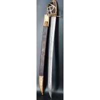 Armes Blanches SABRE MILITAIRE D'OFFICIER DE MARINE DE TYPE MONTMORENCY A L'ANCRE REGNE DE LOUIS XV - FRANCE ANCIENNE MONARCHIE 