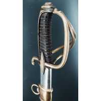 Armes Blanches SABRE D'OFFICIER DE CAVALERIE LÉGÈRE MONTURE À LA CHASSEUR DU MODÈLE AN IX LAME SOLINGEN - FRANCE CONSULAT ET PRE