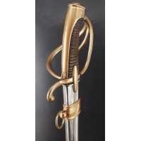 Armes Blanches BEAU SABRE D'OFFICIER DES HUSSARDS ÉCLAIREURS  JEUNE GARDE IMPERIALE MODÈLE À LA CHASSEUR MODÈLE AN IX - FRANCE P