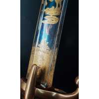Armes Blanches BEAU SABRE D'OFFICIER DES HUSSARDS ÉCLAIREURS  JEUNE GARDE IMPERIALE MODÈLE À LA CHASSEUR MODÈLE AN IX - FRANCE P