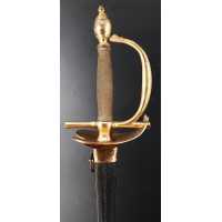 Armes Blanches ÉPÉE D'OFFICIER D'INFANTERIE RÈGNE DE LOUIS XVI VERS 1780 EN BRONZE DORÉ - FRANCE ANCIENNE MONARCHIE {PRODUCT_REF