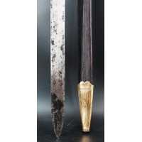 Armes Blanches SABRE D'OFFICIER DU RÉGIMENT DE CAVALERIE DE LA REINE MAISON DU ROI ÉPOQUE LOUIS XVI {PRODUCT_REFERENCE} - 43