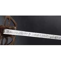 Armes Blanches SABRE D'OFFICIER DU RÉGIMENT DE CAVALERIE DE LA REINE MAISON DU ROI ÉPOQUE LOUIS XVI {PRODUCT_REFERENCE} - 48