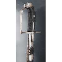 Armes Blanches SABRE MODÈLE 1752 D'OFFICIER DES HUSSARDS HONGROIS DE L'ARMÉE DU ROI LOUIS XV, France Ancienne Monarchie {PRODUCT