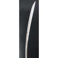 Armes Blanches SABRE MODÈLE 1752 D'OFFICIER DES HUSSARDS HONGROIS DE L'ARMÉE DU ROI LOUIS XV, France Ancienne Monarchie {PRODUCT