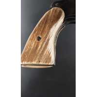 Pièces détachées en ligne PAIRE DE PLAQUETTES EN CORNE POUR REVOLVER COLT95 ET DÉRIVÉS COLT 1889 / 1895 / 1901 ETC {PRODUCT_REFE