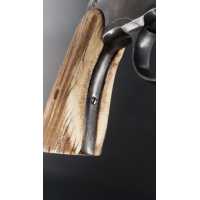 Pièces détachées en ligne PAIRE DE PLAQUETTES EN CORNE POUR REVOLVER COLT95 ET DÉRIVÉS COLT 1889 / 1895 / 1901 ETC {PRODUCT_REFE