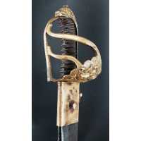 Armes Blanches SABRE D'OFFICIER DE DRAGONS RÈGNE DE LOUIS XV - FRANCE ANCIENNE MONARCHIE {PRODUCT_REFERENCE} - 25