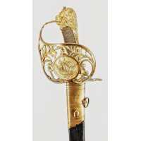 Armes Blanches RARE FORT SABRE D'OFFICIER DE MARINE RÉVOLUTIONNAIRE DE TYPE MONTMORENCY - FRANCE RÉVOLUTION / DIRECTOIRE {PRODUC