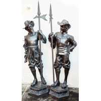 Antiquités PAIRE DE GRANDS SOLDATS EN BRONZE DE TAILLE HUMAINE MOUSQUETAIRES CAVALIERS STYLE RENAISSANCE  - 1