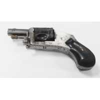 Armes de Poing BULLDOG 320 VENDU PAR GUYOT A PARIS  - 2