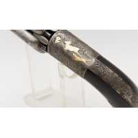 Armes de Poing REVOLVER POIVRIÈRE MARIETTE BREVETÉ 1850  6 CANONS À PERCUSSION CALIBRE 9MM  - 6