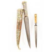 Armes Blanches POIGNARD PERSE / INDE - DOUBLE KARD / QAJAR EN DAMAS PERSAN ET KOFTGARI EN OR 135302.2 - 2