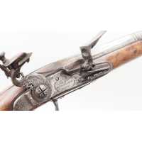 Armes de Poing LONG PISTOLET À SILEX N. LE BOURGUIGNON À PARIS - FRANCE DÉBUT XVIIIè A - 1469 - 62 .19 - 15