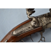 Armes de Poing PISTOLET SILEX 2 CANONS TOURNANTS VERS 1680 - FR Ancien Régime Louis XIV {PRODUCT_REFERENCE} - 4