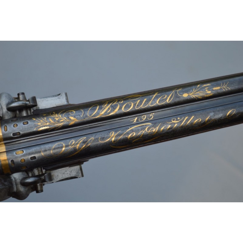 FUSIL DE CHASSE PAR BOUTET A VERSAILLES monté Argent 1798 - 1809 - FR Consulat Premier Empire FUSIL DE CHASSE PAR BOUTET A VERSAILLES monté Argent 1798 - 1809 - FR Consulat Premier Empire