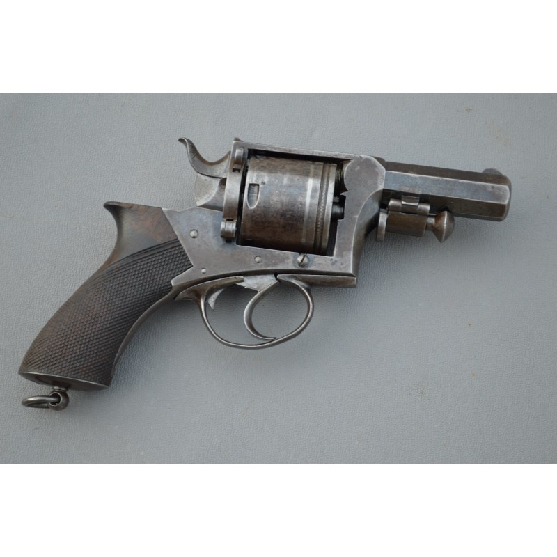 Handguns REVOLVER TIPPING & LAWDEN à Londres type Webley Ric & Tranter Calibre 450 - GB XIXè {PRODUCT_REFERENCE} - 1