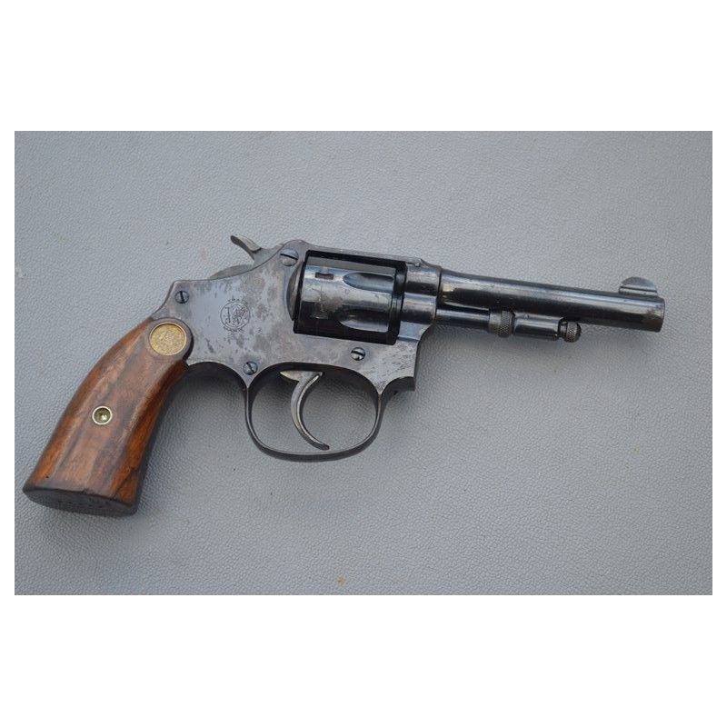 REVOLVER LADY SMITH 3e modèle Calibre 22 Long - US XIXè REVOLVER LADY SMITH 3e modèle Calibre 22 Long - US XIXè