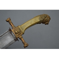 Armes Blanches IMPOSANT et LARGE SABRE DE SAPEURS DES REGIMENTS SUISSES  - France RESTAURATION 1815 - 1830 {PRODUCT_REFERENCE} -