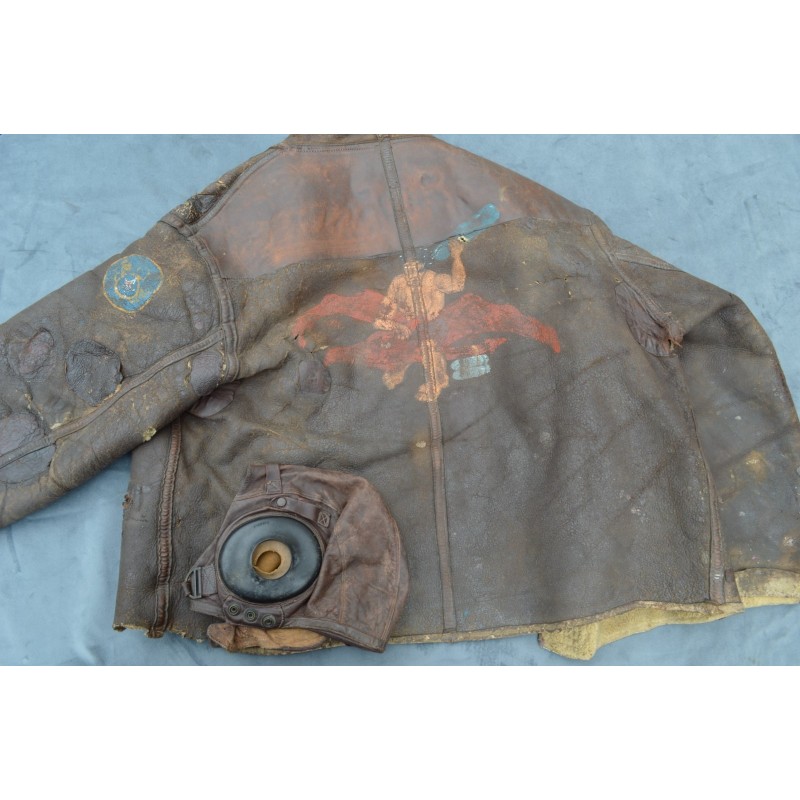 BLOUSON AVIATEUR BOMBARDIER CUIR 8th AIR FORCE USAAF 407th Bomb Squadron 92th Bomb Group 1944 CRASH VOSGES FRANCE - USA 2nd GM BLOUSON AVIATEUR BOMBARDIER CUIR 8th AIR FORCE USAAF 407th Bomb Squadron 92th Bomb Group 1944 CRASH VOSGES FRANCE - USA 2nd GM