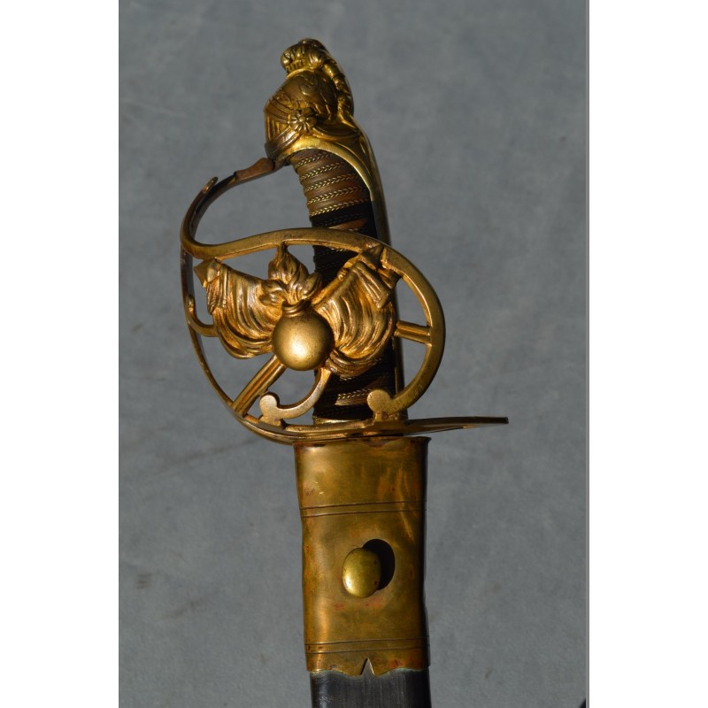 SABRE MONTORENCY VOLONTAIRES NATIONAUX GRENADIER INFANTERIE vers 1790 - France Révolution SABRE MONTORENCY VOLONTAIRES NATIONAUX GRENADIER INFANTERIE vers 1790 - France Révolution