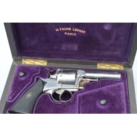 Armes de Poing REVOLVER H FAURé LEPAGE Paris modèle 1872 par LEBEAU FRERES Monogrammé MP en Coffret - France XIXè {PRODUCT_REFER