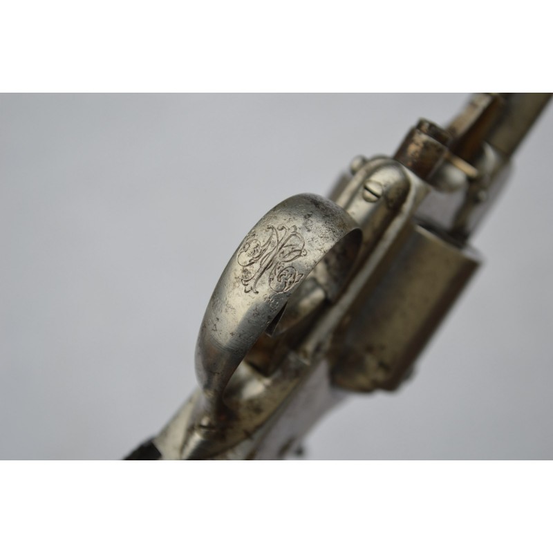 Armes de Poing REVOLVER H FAURé LEPAGE Paris modèle 1872 par LEBEAU FRERES Monogrammé MP en Coffret - France XIXè {PRODUCT_REFER
