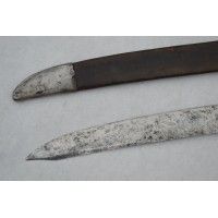 Catalogue Magasin DAGUE DE CHASSE AUX ARMES DE BOURGOGNE HEAUREAUX MAITRE ARQUEBUSIER FOURBISSEUR - France XVIIIè {PRODUCT_REFER