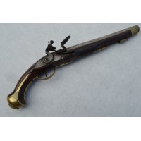 Armes de Poing PISTOLET DE CAVALERIE A SILEX REGLEMENAIRE Modèle 1733 par H. MEUNIER A LIEGE 1770 - France Ancienne Monarchie {P