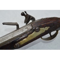 Armes de Poing PISTOLET DE CAVALERIE A SILEX REGLEMENAIRE Modèle 1733 par MEUNIER A LIEGE - France Ancienne Monarchie {PRODUCT_R