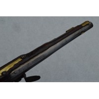 Armes de Poing PISTOLET DE CAVALERIE A SILEX REGLEMENAIRE Modèle 1733 par MEUNIER A LIEGE - France Ancienne Monarchie {PRODUCT_R