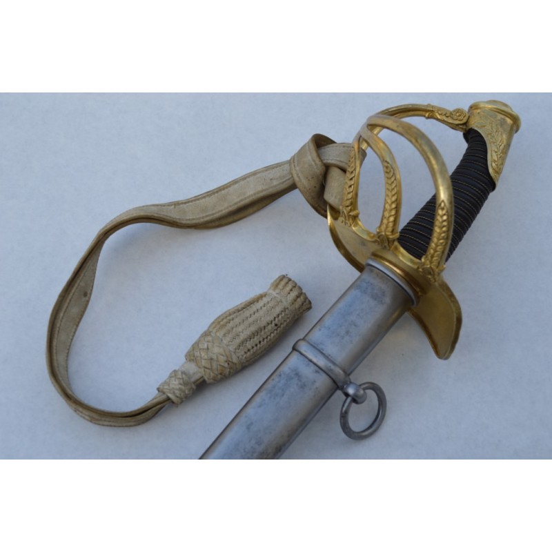 SABRE OFFICIER DE CAVALERIE DE LIGNE Mle 1822 dit BANCAL MANCEAUX A PARIS SABRE OFFICIER DE CAVALERIE DE LIGNE Mle 1822 dit BANCAL MANCEAUX A PARIS