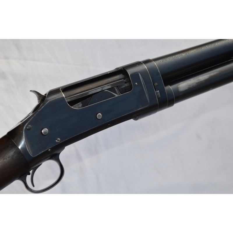 FUSIL WINCHESTER 1897 Cal 12/70 1942 ayant appartenu à JOHNNY HALLIDAY FUSIL WINCHESTER 1897 Cal 12/70 1942 ayant appartenu à JOHNNY HALLIDAY
