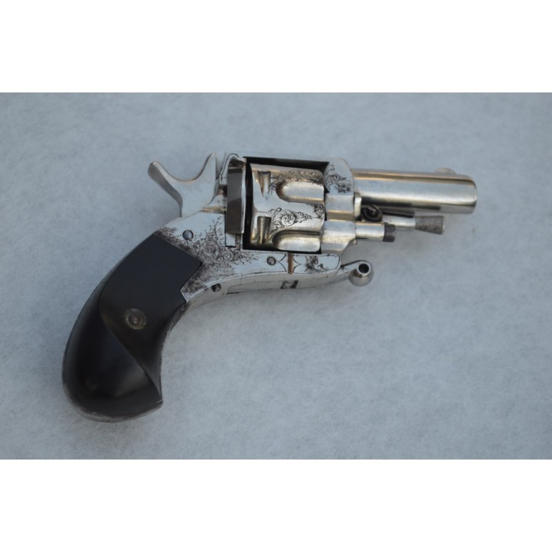 Handguns REVOLVER PUPPY 22 court en Coffret Cuir de Russie du Dépot de Paris - Belgique XIXè {PRODUCT_REFERENCE} - 11
