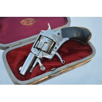 Handguns REVOLVER PUPPY 22 court en Coffret Cuir de Russie du Dépot de Paris - Belgique XIXè {PRODUCT_REFERENCE} - 2