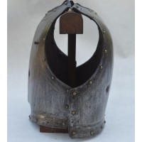 Catalogue Magasin CUIRASSE de GUERRE CAVALERIE CARABINIERS DU ROI vers 1730 1750 - Collection Ariès - France Ancienne Monarchie 