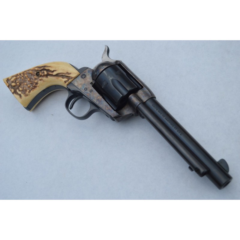 COLT Single Action Army REVOLVER Modèle 1873 Calibre 38 SP COLT Single Action Army REVOLVER Modèle 1873 Calibre 38 SP