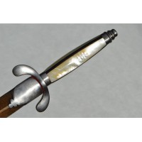 Couteaux Anciens & Divers FORTE DAGUE ALLEMANDE Double tranchants incurvés XIXè à plaquettes NACRE {PRODUCT_REFERENCE} - 1
