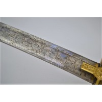 Catalogue Magasin SUPERBE SABRE OFFICIER SUPERIEUR DES HUSSARDS vers 1795 / 1800  DIRECTOIRE CONSULAT  - France Premier EMPIRE {