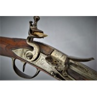 Armes Longues LONG FUSIL à SILEX OFFICIER DE LA MILICE modèle 1754-59 GRILLET A CHALON - FRANCE GUERRE de 7ANS 1756 -1763 {PRODU