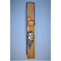 Arts & Armes du Japon KOZUKA SHAKUDO CUIVRE ARGENT & OR  SHISHI - PIVOINE Superbe Qualité Signé - JAPON EDO PERIOD {PRODUCT_REFE