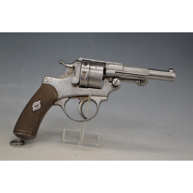 REVOLVER 1873 SAINT ETIENNE 1876 Cal 11 mm REVOLVER 1873 SAINT ETIENNE 1876 Cal 11 mm