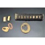 Armes Blanches SHINTO WAKIZASHI OMI NO KAMI MINAMOTO HISAMICHI 1688-1716 avec Kiku Branche - JAPON EDO periode {PRODUCT_REFERENC