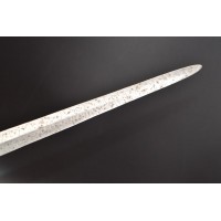 Armes Blanches SABRES DES CAVALIERS ET DES DRAGONS MONTURE A LA SUEDOISE Modèle de 1776 KLINGENTHAL 1776 à 1779 - France Ancienn