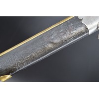 Armes Blanches SABRES DES CAVALIERS ET DES DRAGONS MONTURE A LA SUEDOISE Modèle de 1776 KLINGENTHAL 1776 à 1779 - France Ancienn