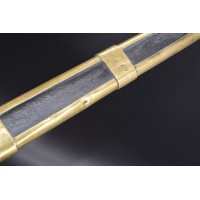 Armes Blanches SABRES DES CAVALIERS ET DES DRAGONS MONTURE A LA SUEDOISE Modèle de 1776 KLINGENTHAL 1776 à 1779 - France Ancienn