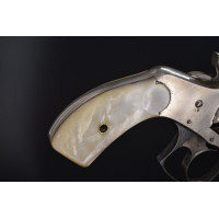 Handguns PAIRE PLAQUETTES en NACRE REVOLVER Smith et Wesson 38 - USA 19è {PRODUCT_REFERENCE} - 4